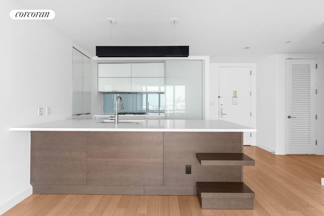 Building Photo - 34 N 7th St