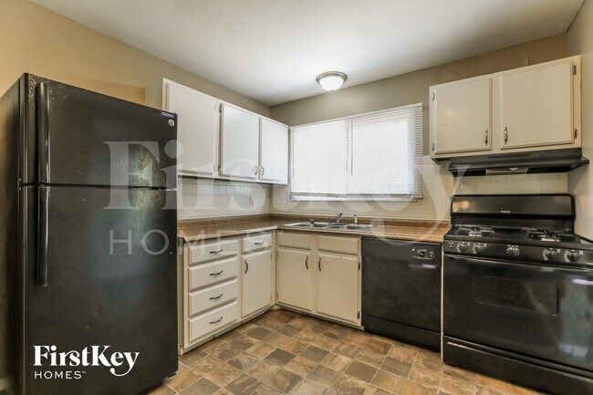 Building Photo - 1246 Borden Dr