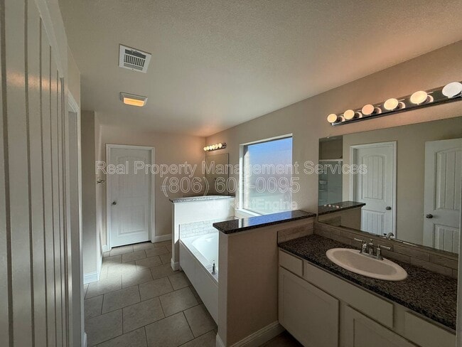 Building Photo - 7115 90th St