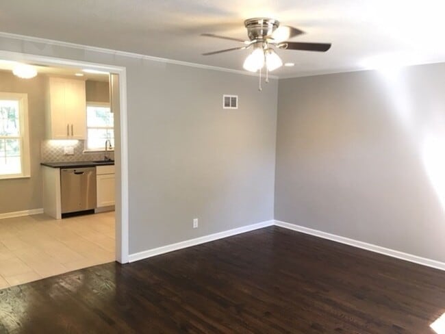 Building Photo - Charming Waldo Home! 2 Bedroom and 1 Bath