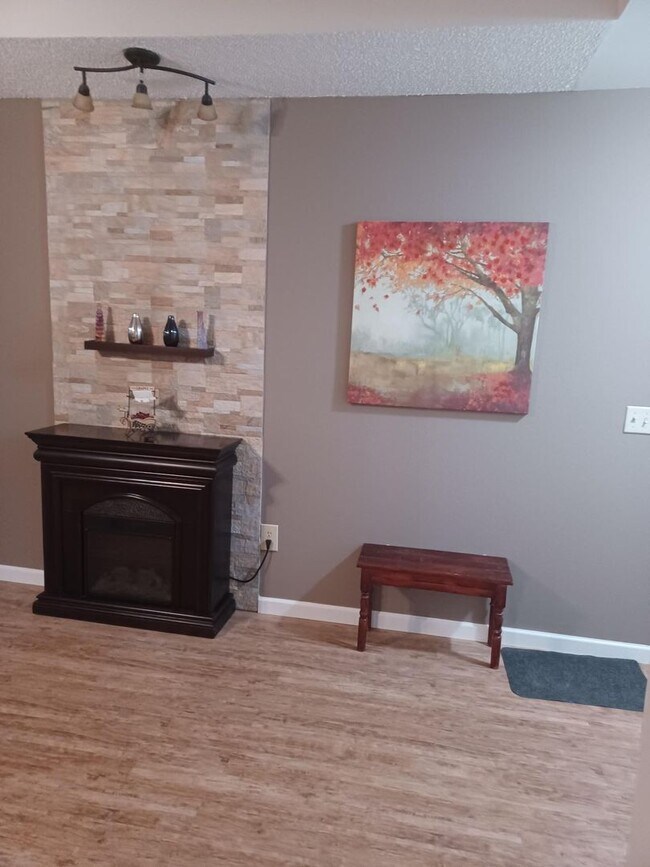 Building Photo - Preserves at River's Edge