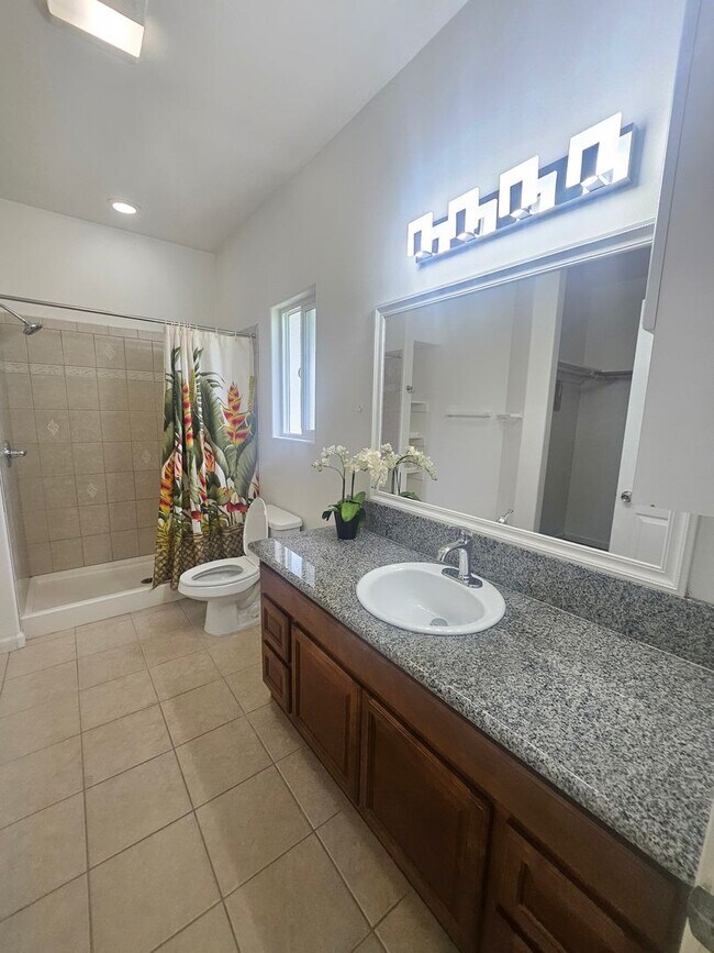 Building Photo - Beauriful 4 Bedroom Home In Keaau