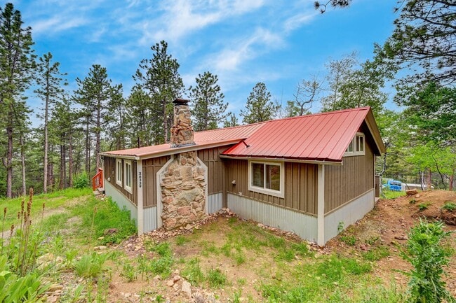 Building Photo - 26339 Pleasant Park Rd