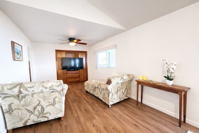 Building Photo - Stunning 3-Bedroom Home on with Panoramic Ocean Views!