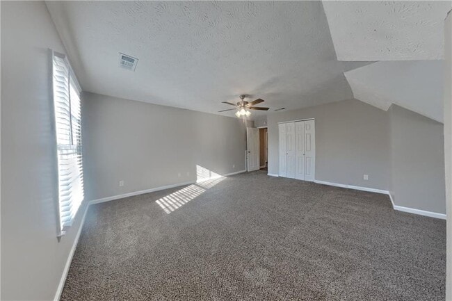 Building Photo - 3069 Commons Crossing