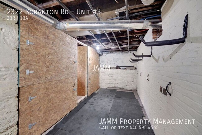 Building Photo - 2322 Scranton Rd
