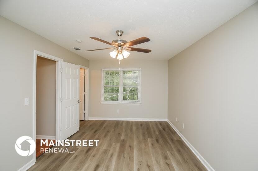 Building Photo - 2452 Clintwood Dr