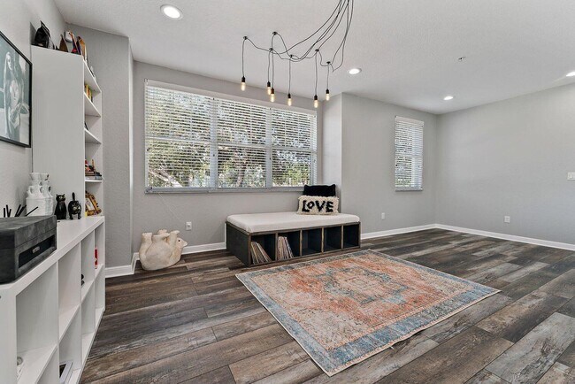 Building Photo - 500 Pacific Grove Dr