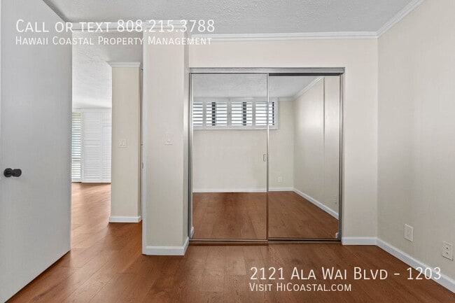 Building Photo - 2121 Ala Wai Blvd