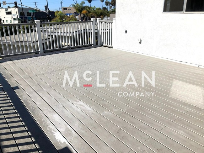 Building Photo - 5830 Appian Way