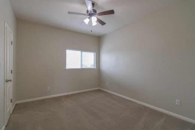 Building Photo - 18601 Derby Hill Ln