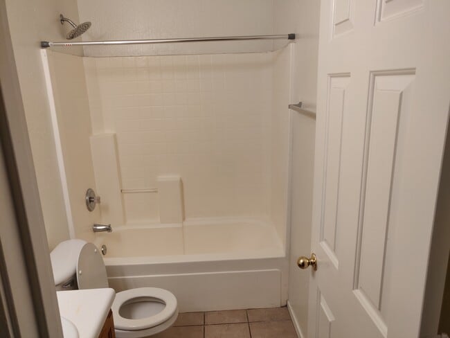 Building Photo - 3214 S 104th Ln