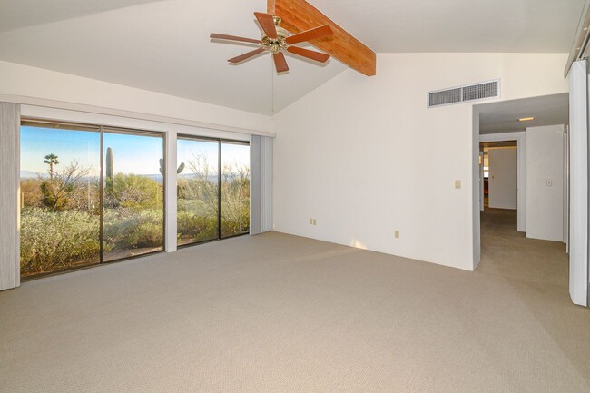Building Photo - STUNNING HOME WITH BREATHTAKING VIEWS LOCATED AT THE TOP OF CAMPBELL!