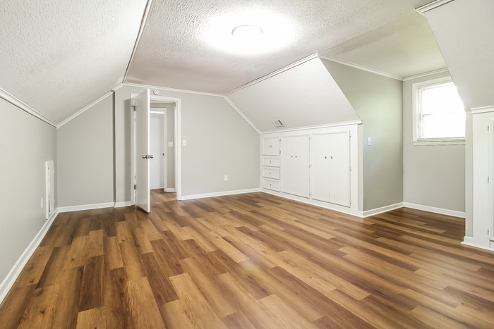 Building Photo - 402 Roosevelt Dr