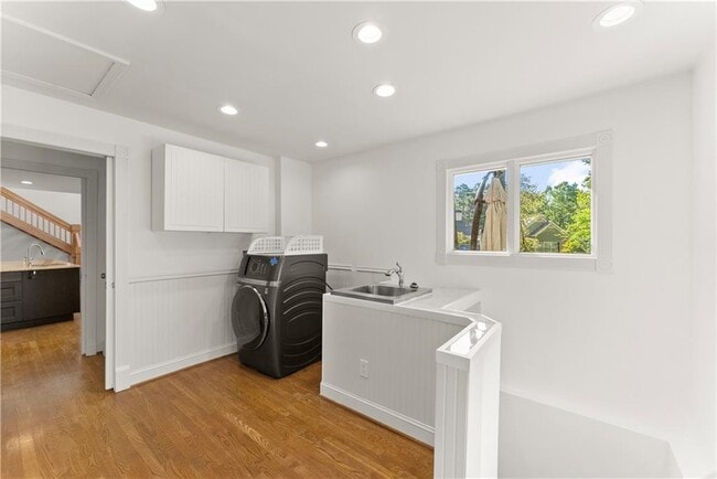 Building Photo - 1495 Spalding Dr