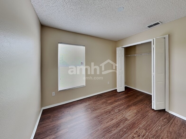 Building Photo - 893 Ferry Landing Ln