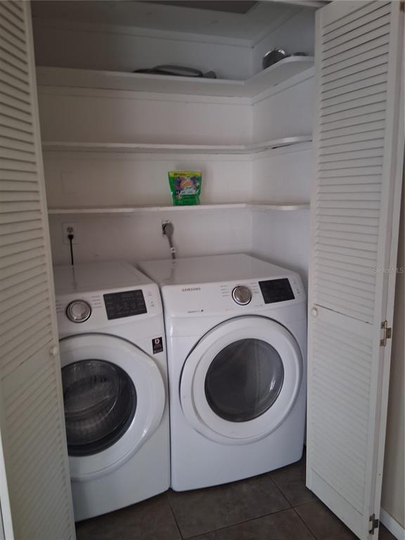 Building Photo - 710 4th Ave NW