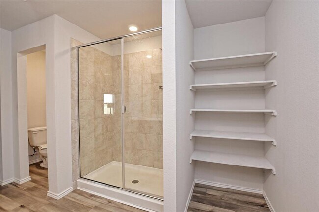 Building Photo - 508 Wyatt Wy