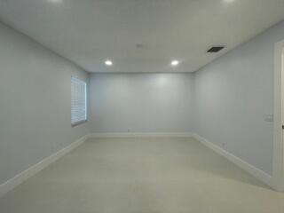 Building Photo - 1630 Zenith Way