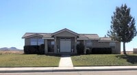 Building Photo - Coming Soon! Recently Remodeled Large Home!