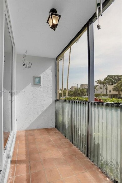 Building Photo - 5431 NE 25th Ave