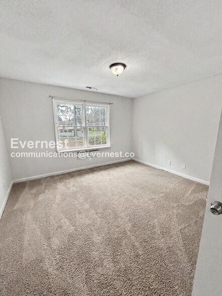 Building Photo - 2723 Reynolds Park Rd