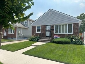 Building Photo - 15724 20th Avenue