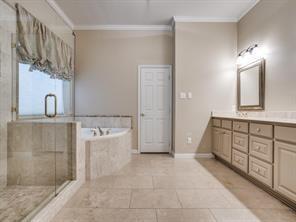 Building Photo - 6231 Meadow Rd