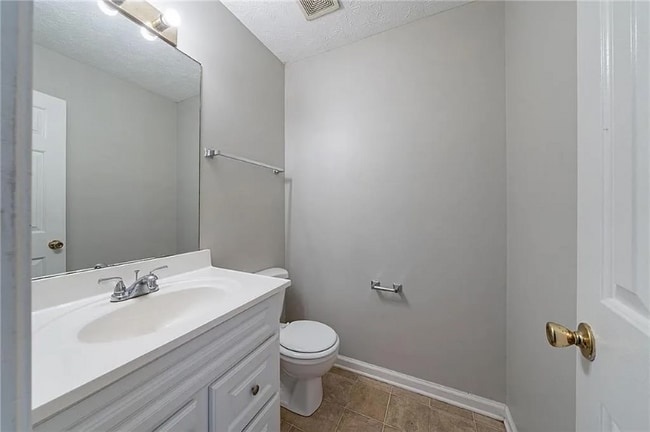 Building Photo - 2262 Dodson Dr