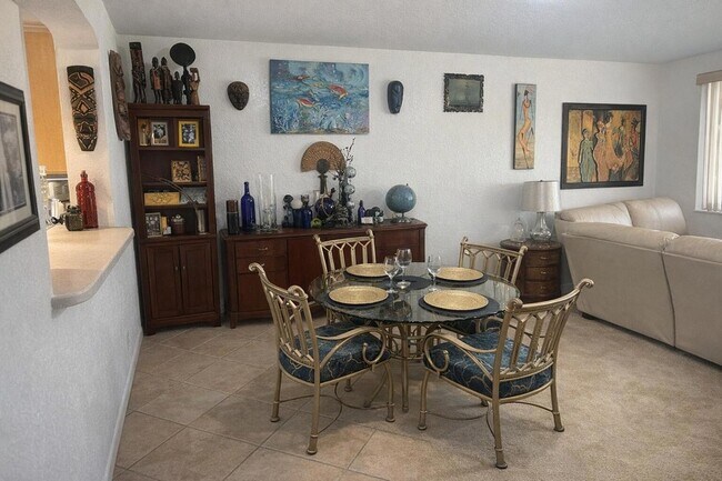 Building Photo - 8020 Big Pine Way