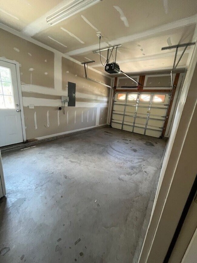 Building Photo - Charming 3-bedroom, 2-bath home in Leland, NC
