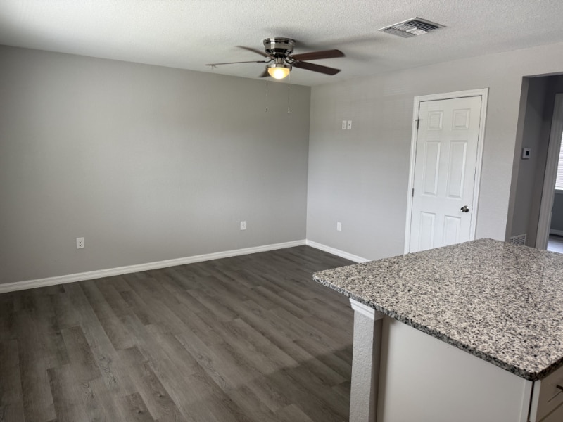 Building Photo - 1935 Ave O SW