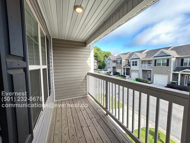 Building Photo - 225 Hydrangea Ct