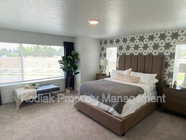 Building Photo - 1133 N 1920 W