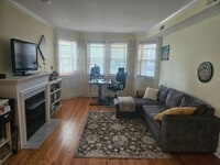 Building Photo - 1258 W Winona St