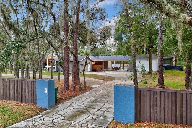 Building Photo - 3451 Dawn Ct