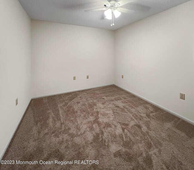 Building Photo - 2510 Belmar Blvd