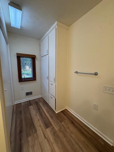 Building Photo - 1456 Nottingham Dr SE