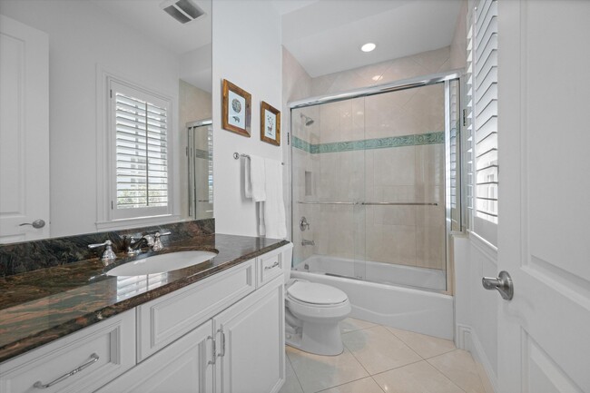 Building Photo - 12200 Sunnydale Dr