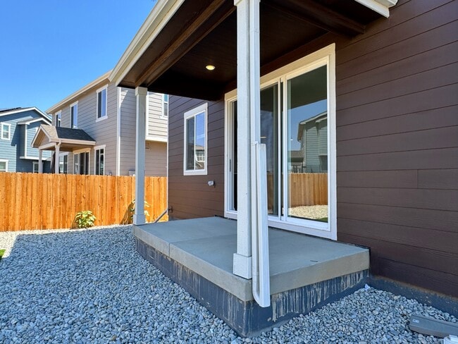 Building Photo - 5963 Sawdust Dr