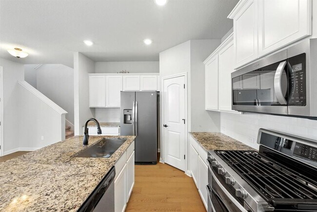 Building Photo - 8007 Orizzonte St
