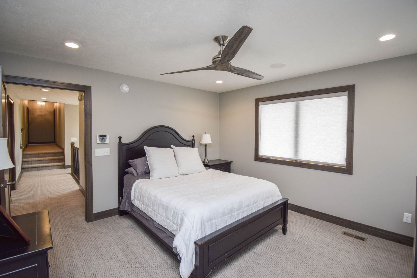Building Photo - 912 S Torrey Pine Ln