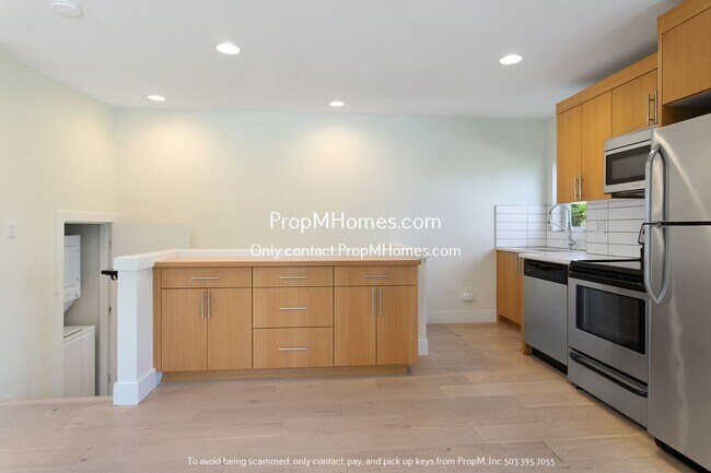 Building Photo - 4127 N Michigan Ave