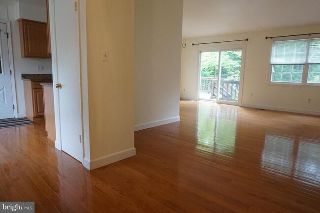 Building Photo - 4382 Harvester Farm Ln