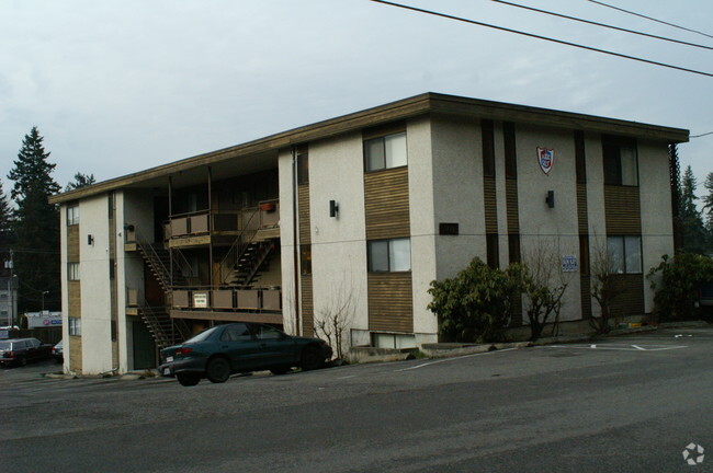 Primary Photo - Nordic Crest Apartments