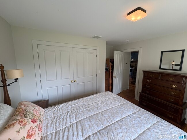 Building Photo - 9 Sunset Beach Rd