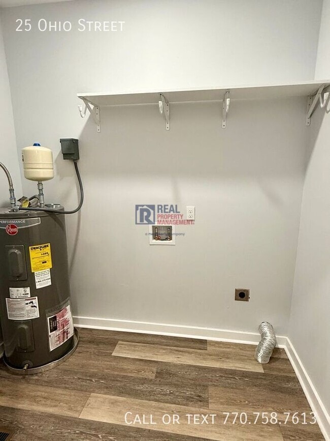 Building Photo - 25 Ohio St