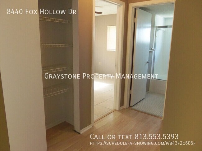 Building Photo - 8440 Fox Hollow Dr
