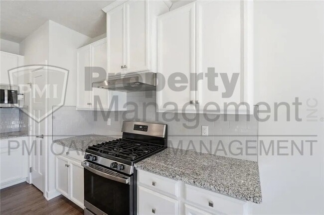 Building Photo - 414 Sydney Dr