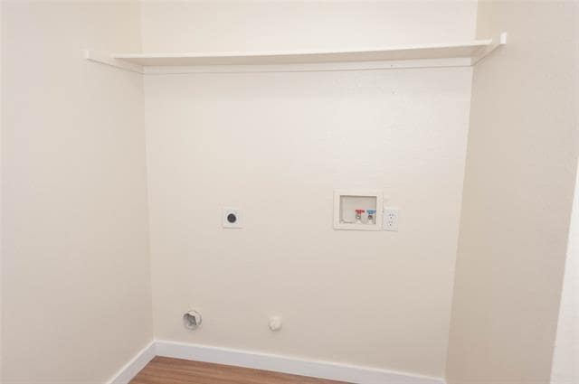 Building Photo - 108 Hollow Tree Dr